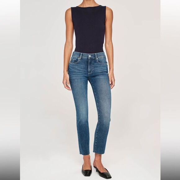DL1961 Mara Mid Rise Ankle Straight Instasculpt Jeans Size 25
In Montague - Picture 1 of 10